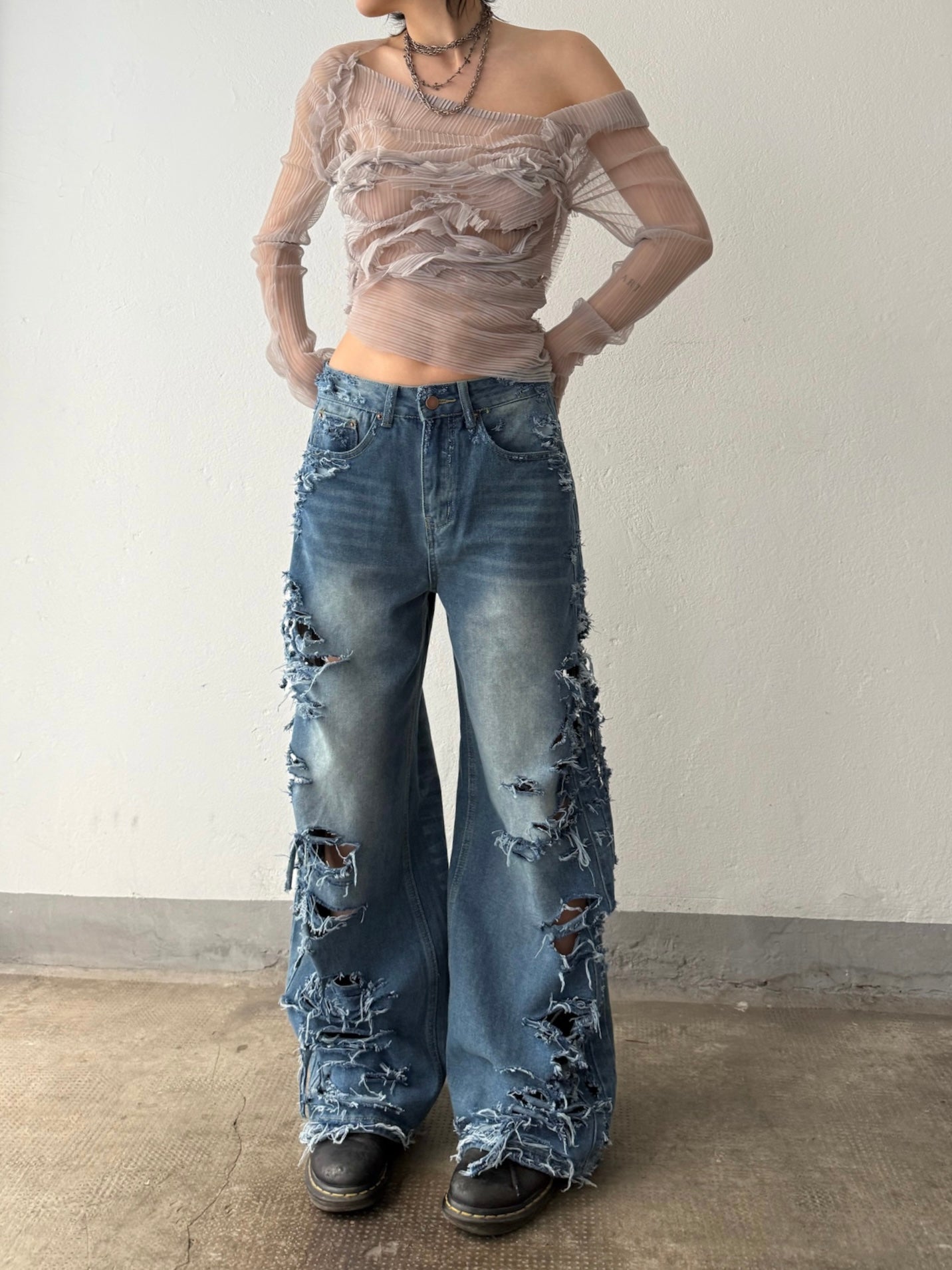 Custom Scratched Denim 5 pockets