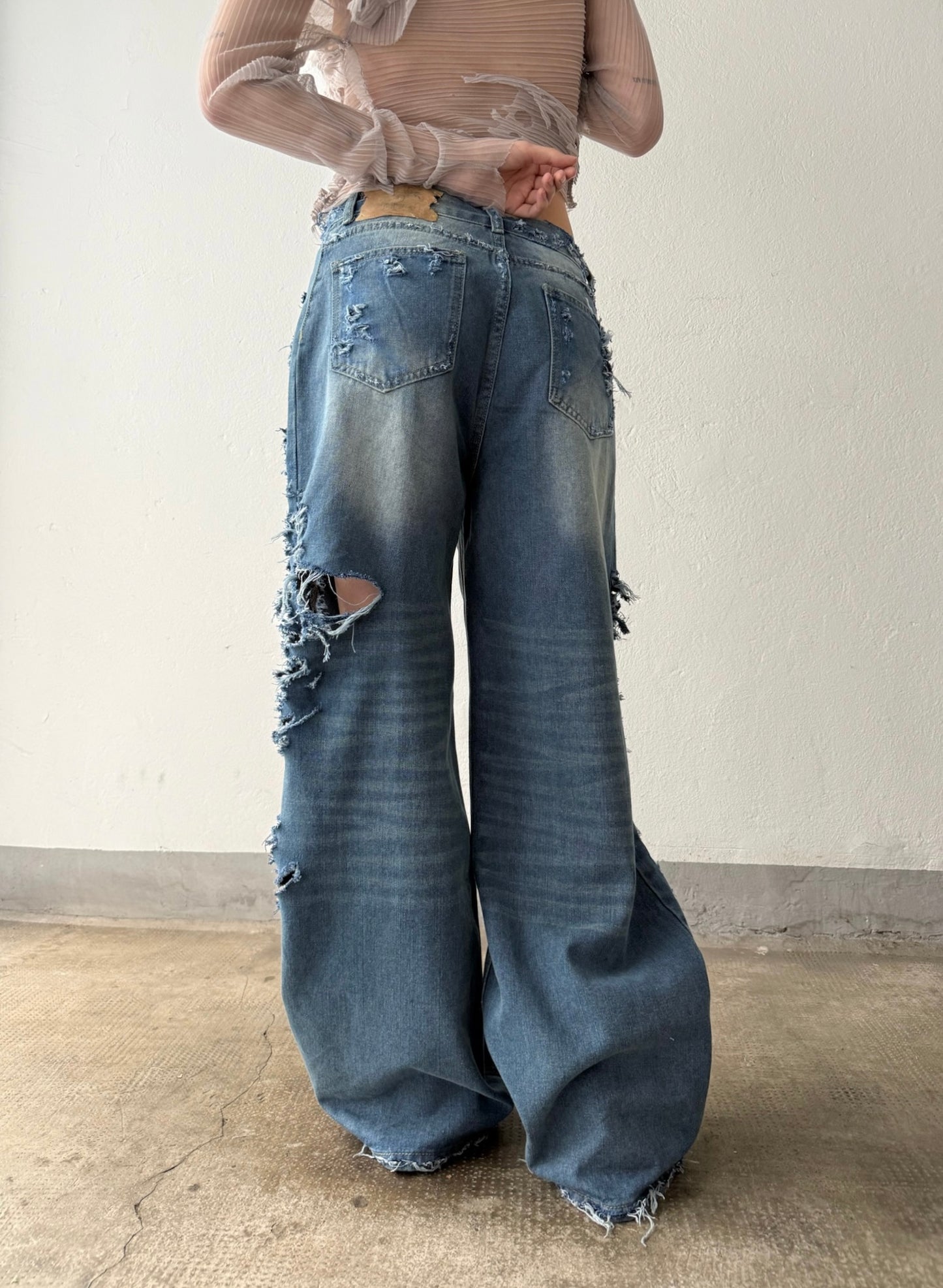 Custom Scratched Denim 5 pockets