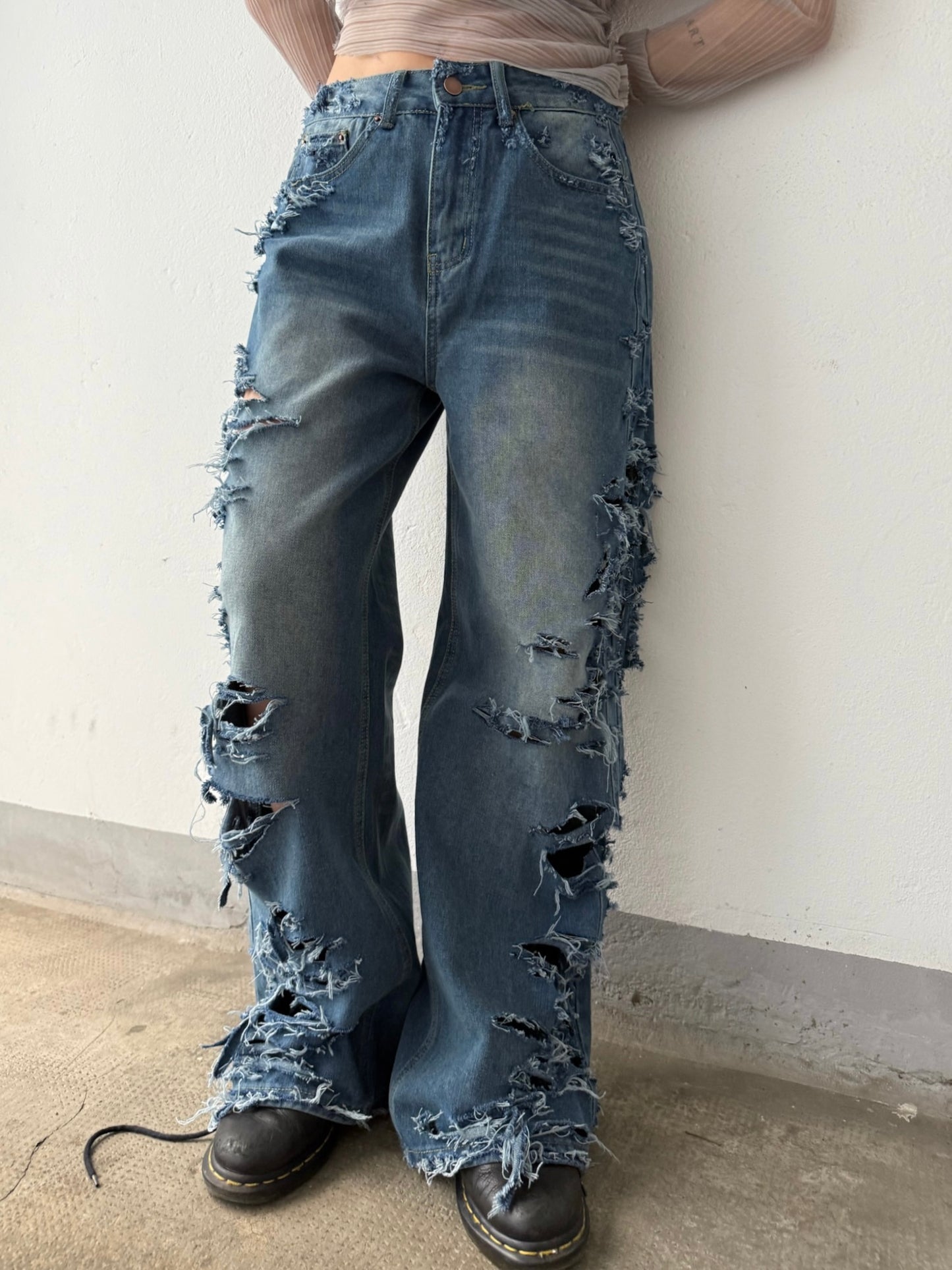 Custom Scratched Denim 5 pockets